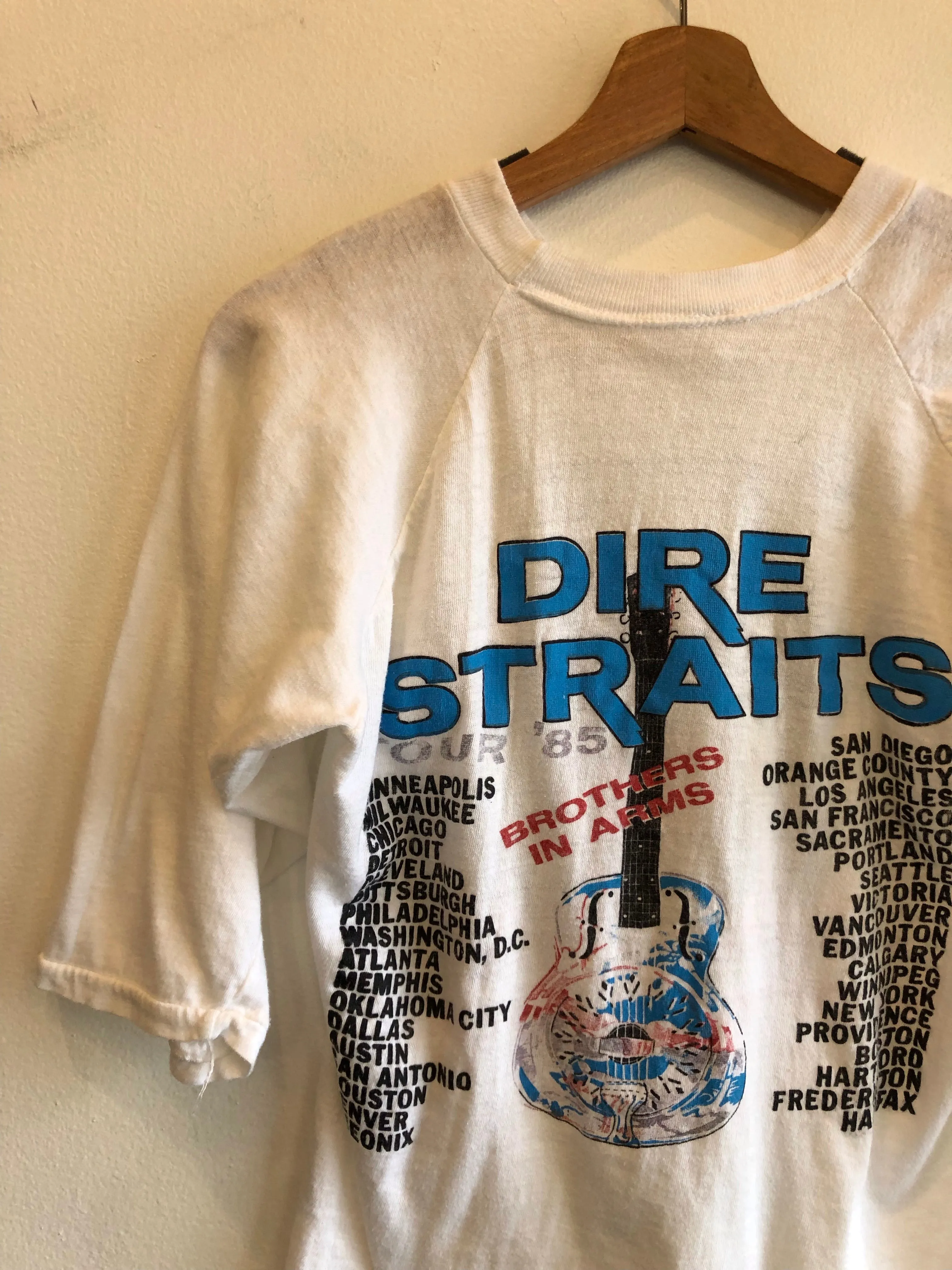 Vintage Dire Straights Brothers In Arms 1985 Tour T-Shirt