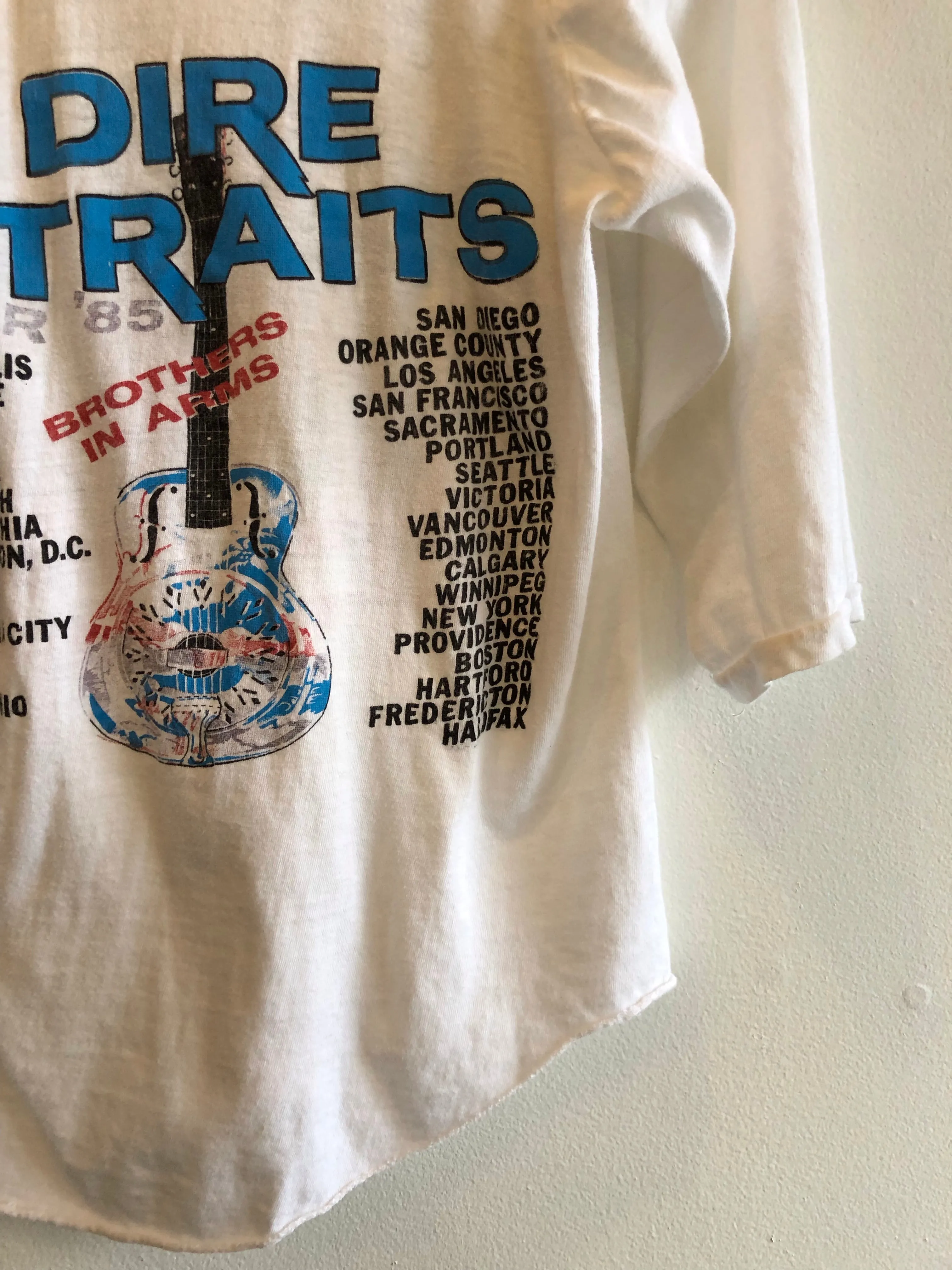 Vintage Dire Straights Brothers In Arms 1985 Tour T-Shirt
